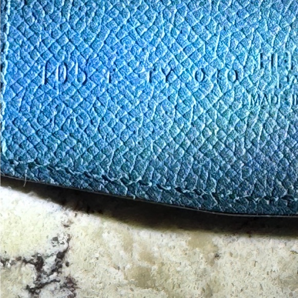 Hermes Paris Made in France. Serial: 105 T TY 040 Belt
48.5 inches (123.19 cm - Picture 8 of 15